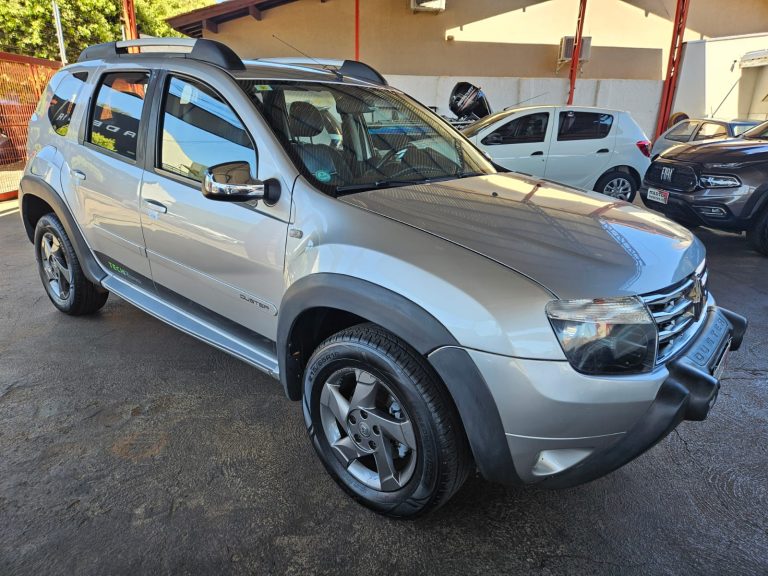 DUSTER DYNAMIQUE 2.0 AT COMPLETA