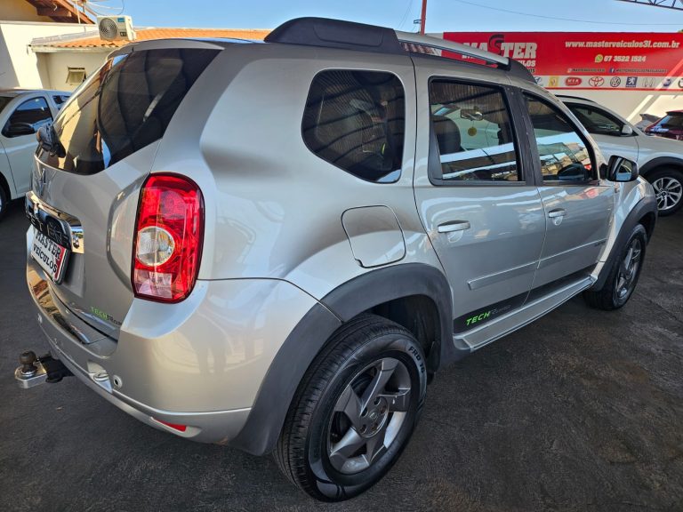 DUSTER DYNAMIQUE 2.0 AT COMPLETA