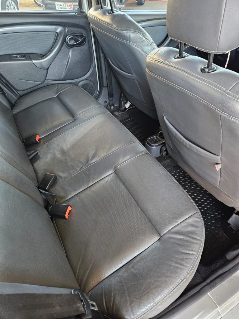 DUSTER DYNAMIQUE 2.0 AT COMPLETA