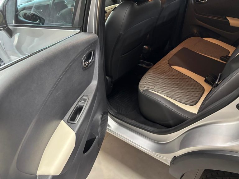 CAPTUR INTENSE 1.6 AT COMPLETA