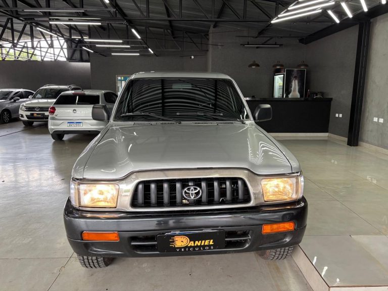 HILUX CD DX 4X4 MT 2.8
