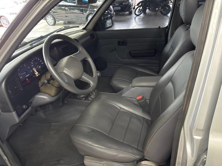 HILUX CD DX 4X4 MT 2.8