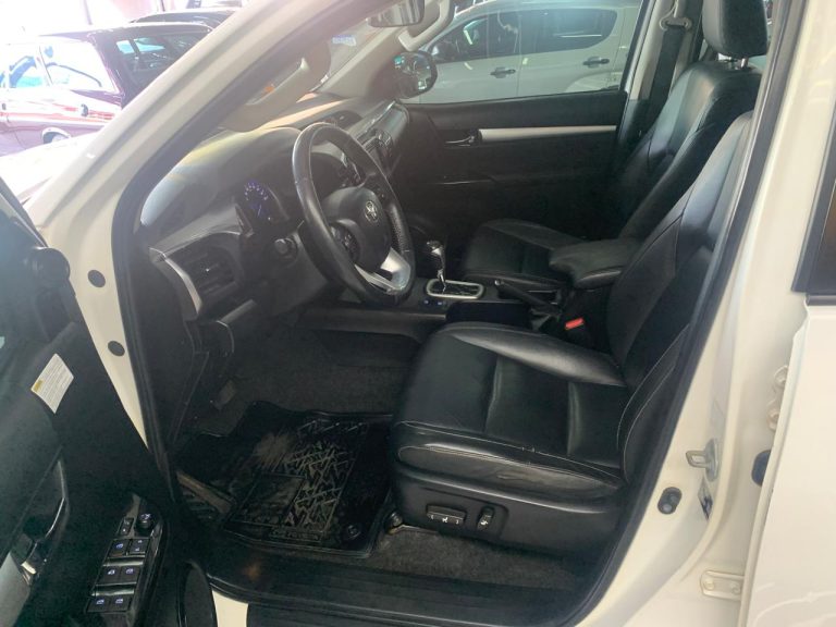 HILUX SRV 2.8 COMPLETA