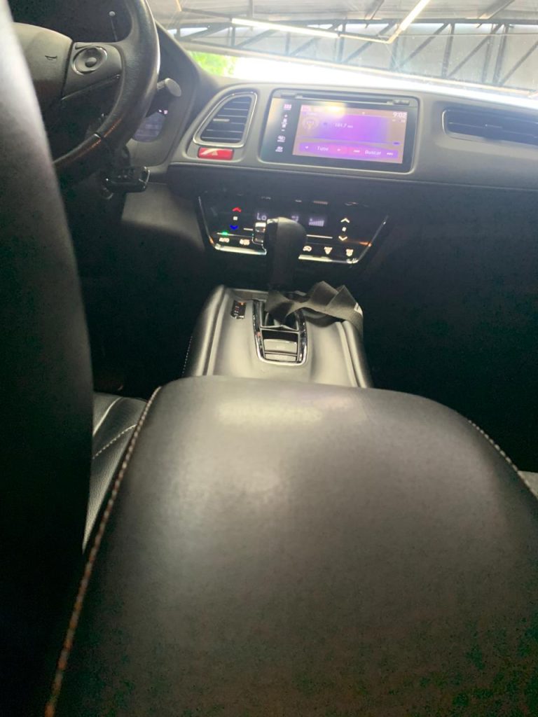 HR-V TURING 1.8 AT COMPLETA
