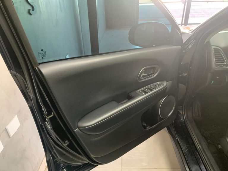 HR-V TURING 1.8 AT COMPLETA