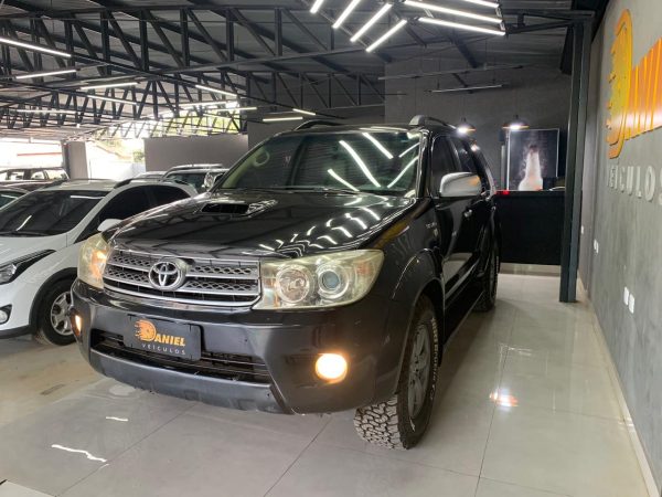 SW4 SRV 4X4 COM 7 LUGARES 3.0 COMPLETA