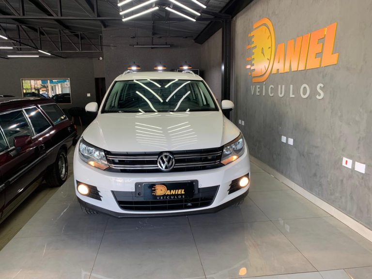 TIGUAN 2.0 COMPLETA