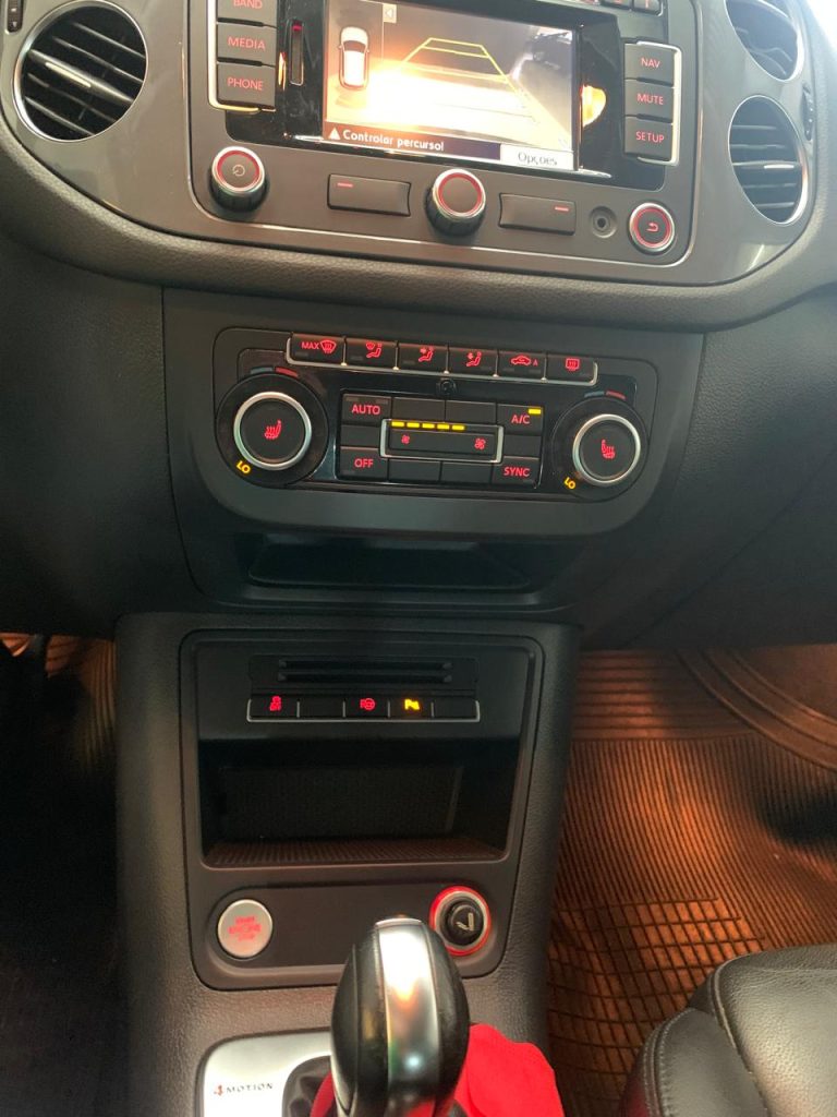 TIGUAN 2.0 COMPLETA