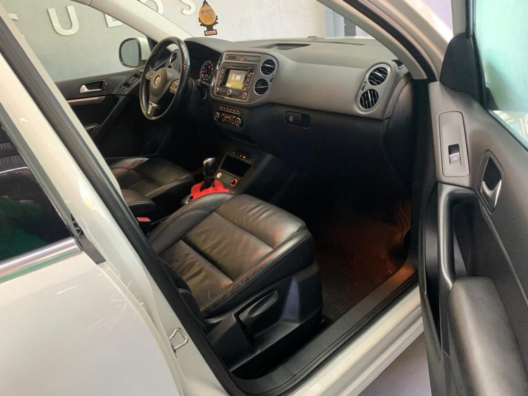 TIGUAN 2.0 COMPLETA