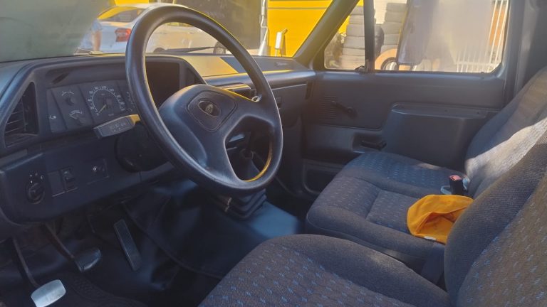 F 4000