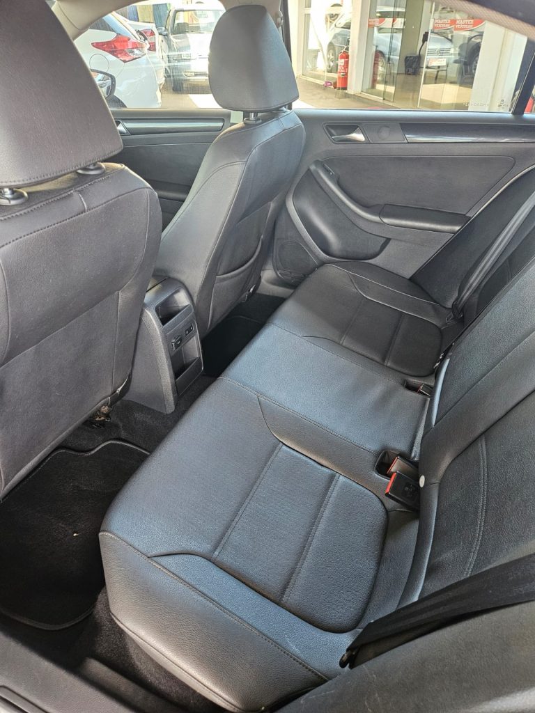 JETTA 2.0 COMFORTILINE COMPLETO