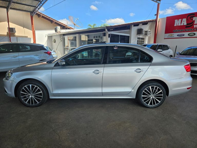 JETTA 2.0 COMFORTILINE COMPLETO