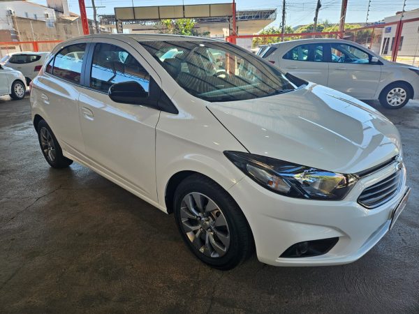 ONIX HATCH 1.0 JOY BLACK MT COMPLETO