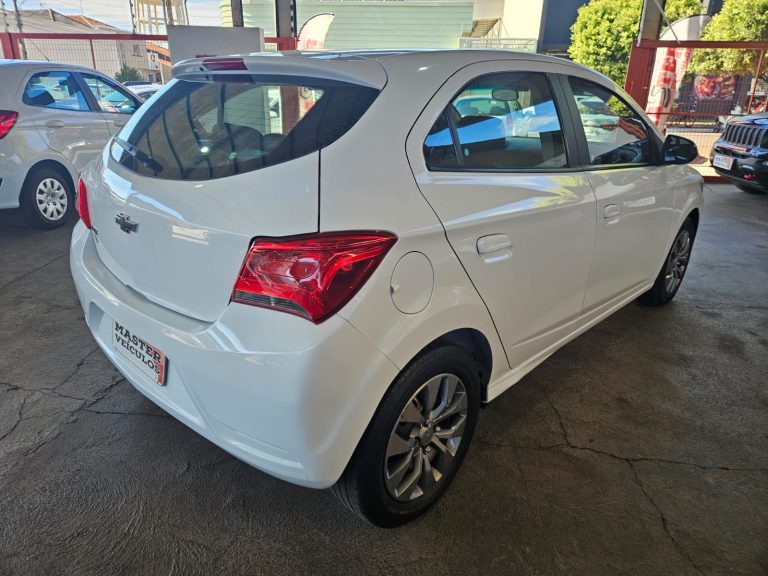 ONIX HATCH 1.0 JOY BLACK MT COMPLETO