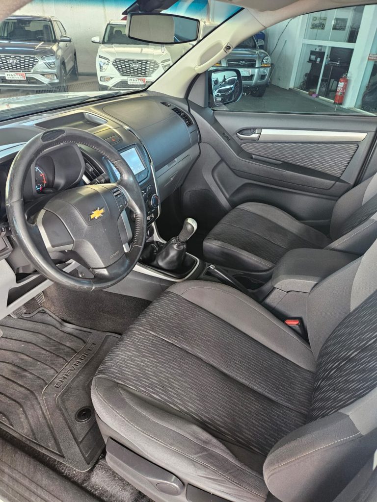S10 CD ADVANTAGE 2.5 COMPLETA