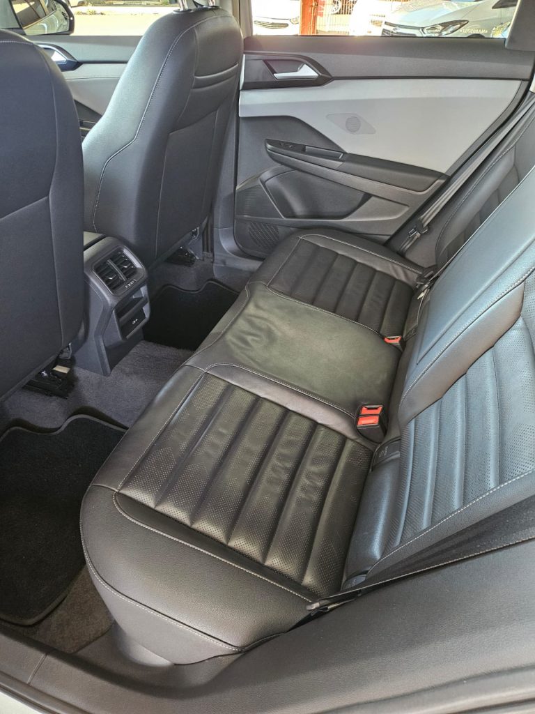 TAOS COMFORTILINE 1.4 AT TURBO COMPLETA