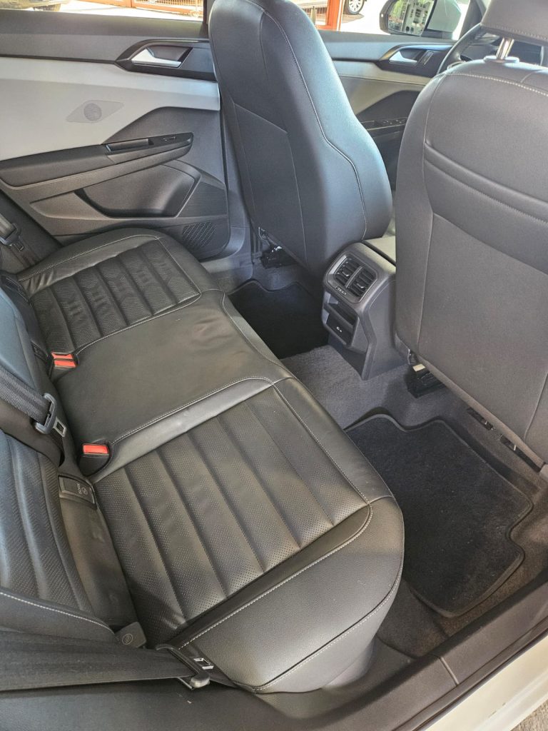 TAOS COMFORTILINE 1.4 AT TURBO COMPLETA