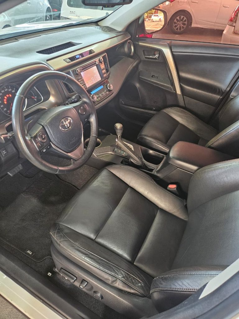 RAV4 2.0 AT – 4X4 – COMPLETA