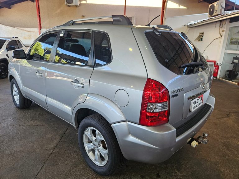 TUCSON GLS 2.0 AT COMPLETA